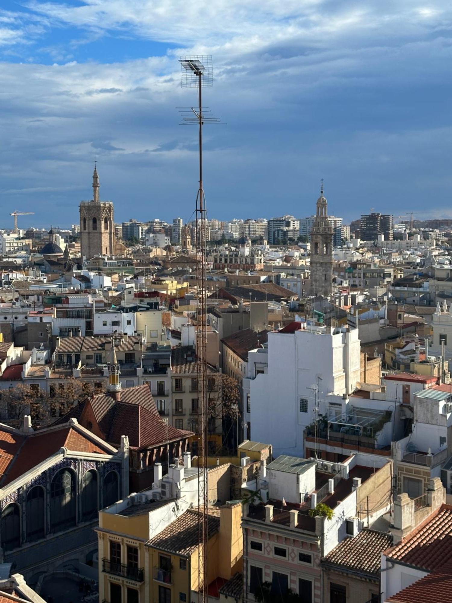Mirador 1 Del Mercado Central - Habitacion Con Bano Privado En El Centro De La Ciudad Vella Валенсія Екстер'єр фото