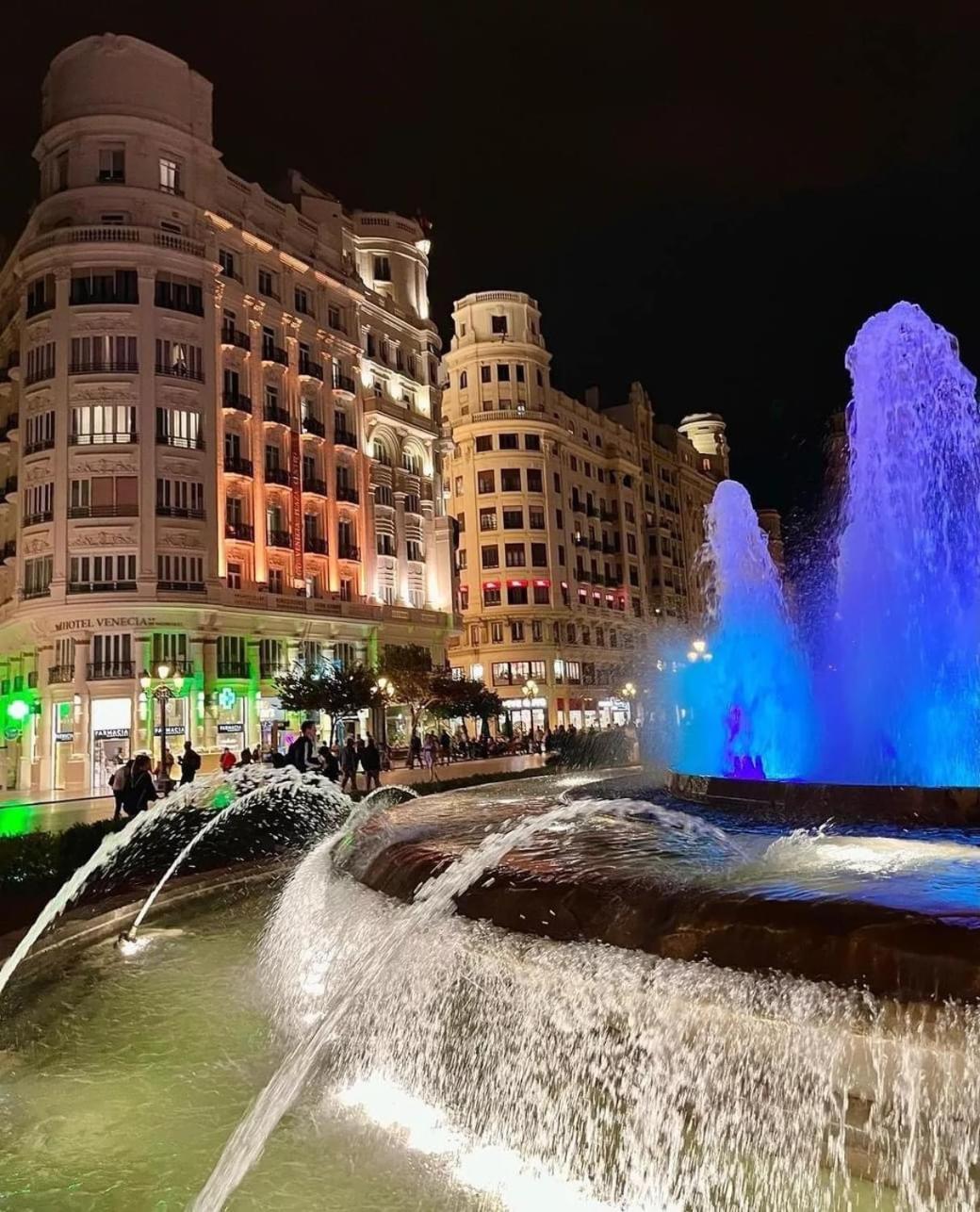 Mirador 1 Del Mercado Central - Habitacion Con Bano Privado En El Centro De La Ciudad Vella Валенсія Екстер'єр фото