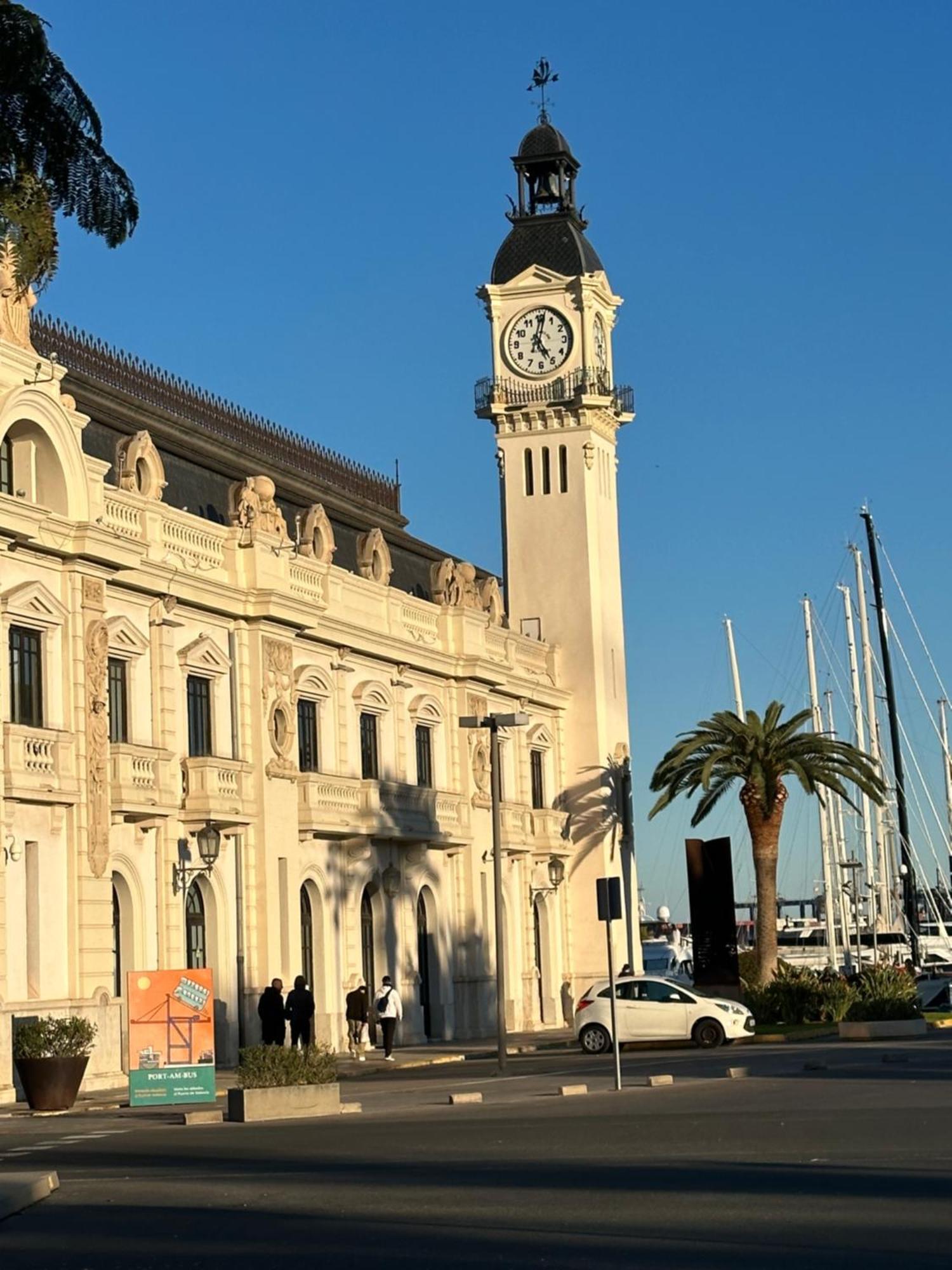 Mirador 1 Del Mercado Central - Habitacion Con Bano Privado En El Centro De La Ciudad Vella Валенсія Екстер'єр фото